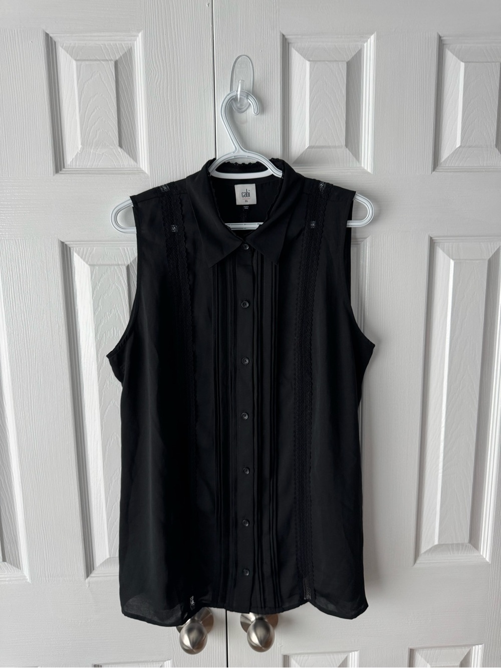 Cabi Jagger Blouse Black Lace Accents Sleeveless Button Down XL Business Casual